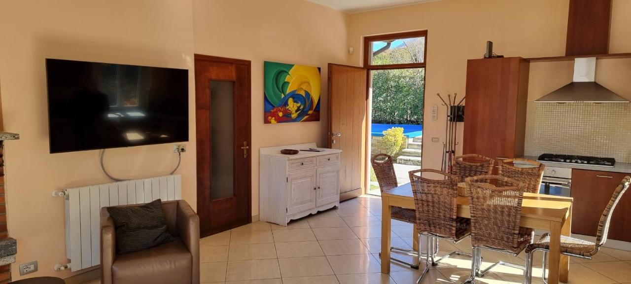 Casa Favorita Villa Colico Bagian luar foto